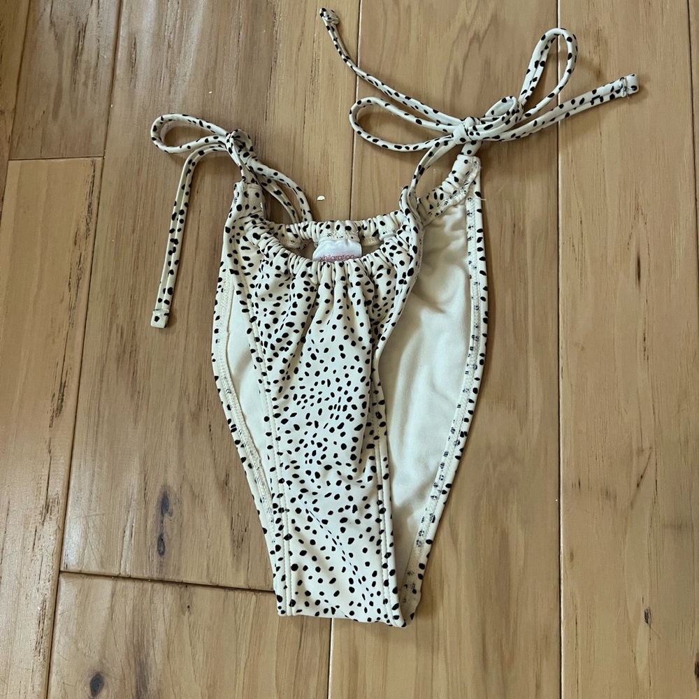 Target bikini bottoms size M